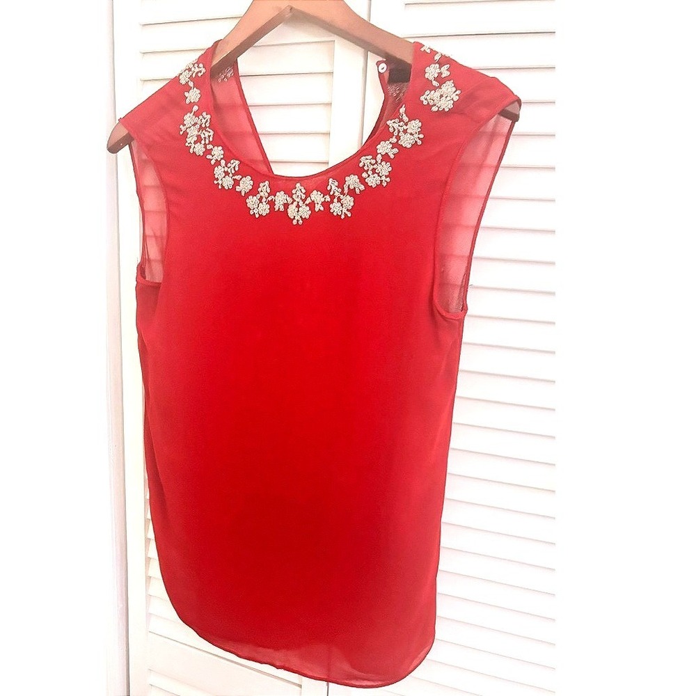 Zara Red Chiffon Sleeveless Blouse Embroidered Neckline Size Small